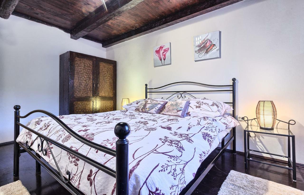Dalmatia Stone House - Heated Pool Guest House Biorine Екстериор снимка