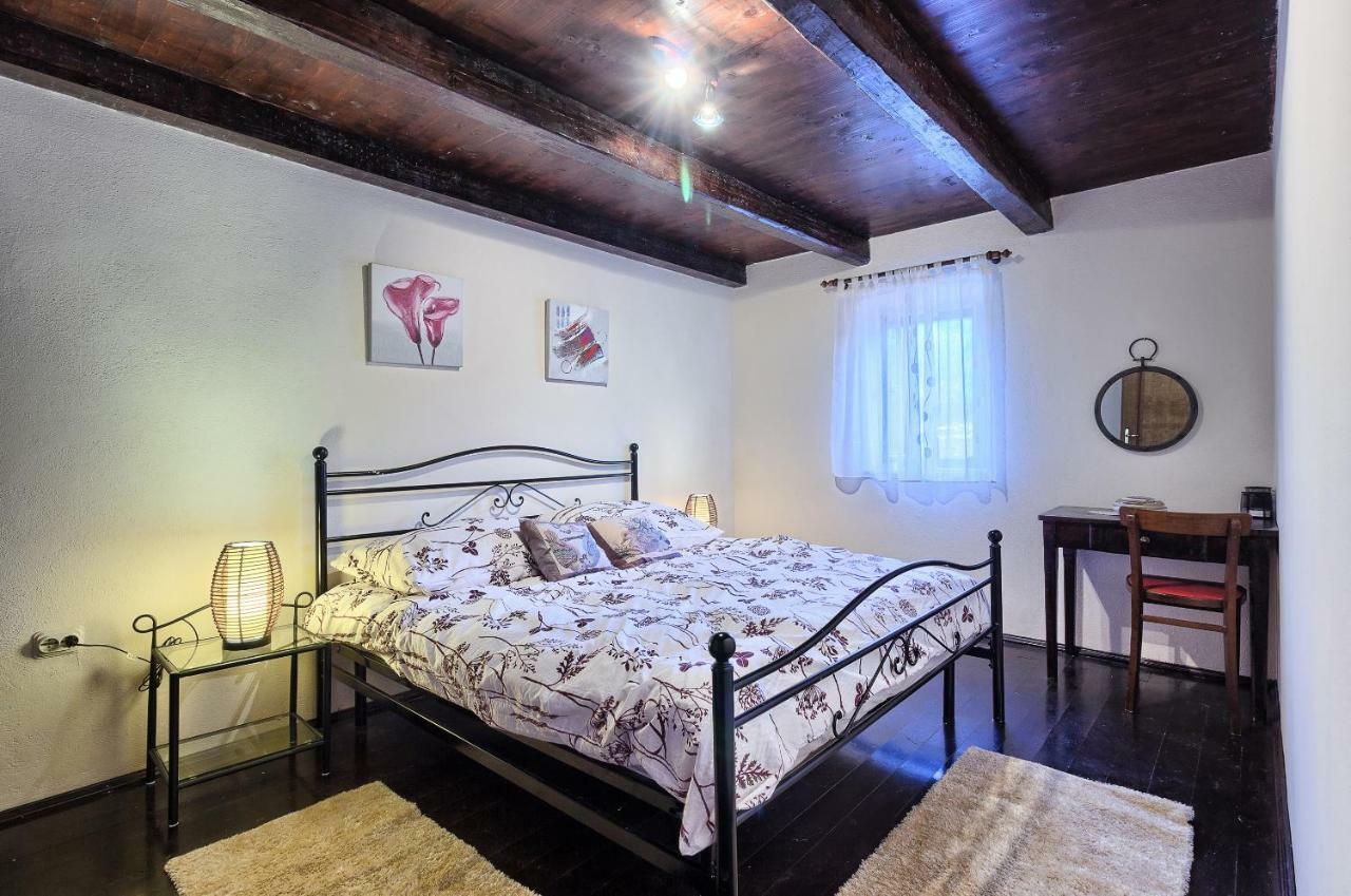 Dalmatia Stone House - Heated Pool Guest House Biorine Екстериор снимка