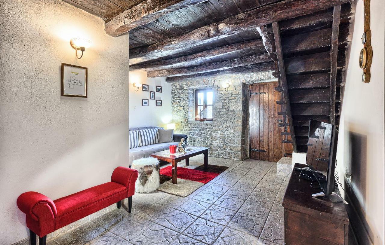 Dalmatia Stone House - Heated Pool Guest House Biorine Екстериор снимка