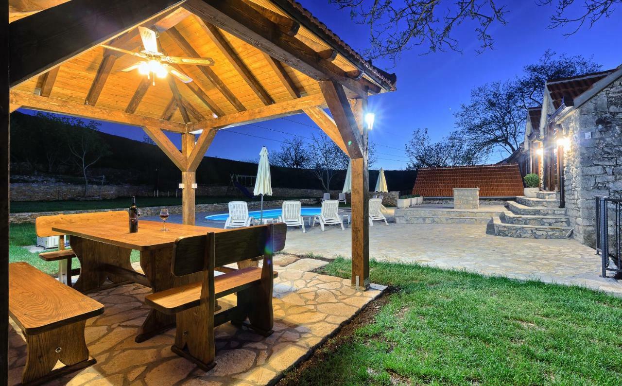 Dalmatia Stone House - Heated Pool Guest House Biorine Екстериор снимка